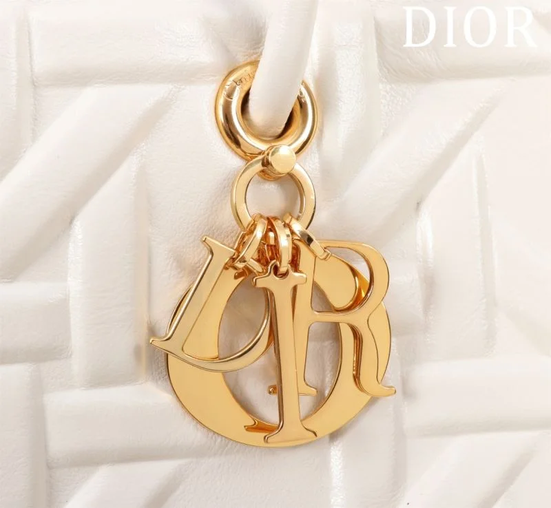 Christian Dior Shopping Bags UrbanChic 47043