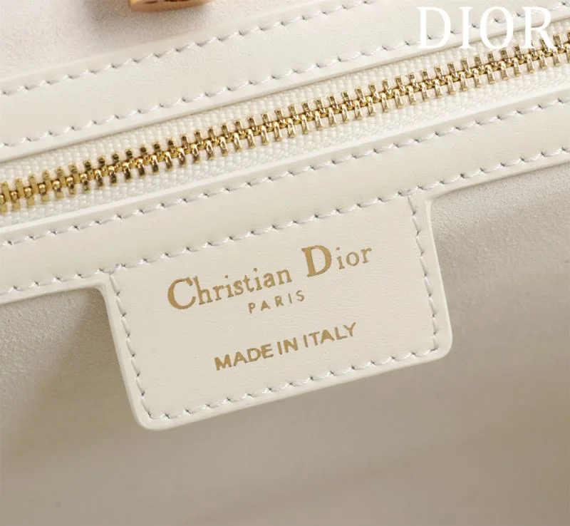 Christian Dior Shopping Bags Sustainable 47033