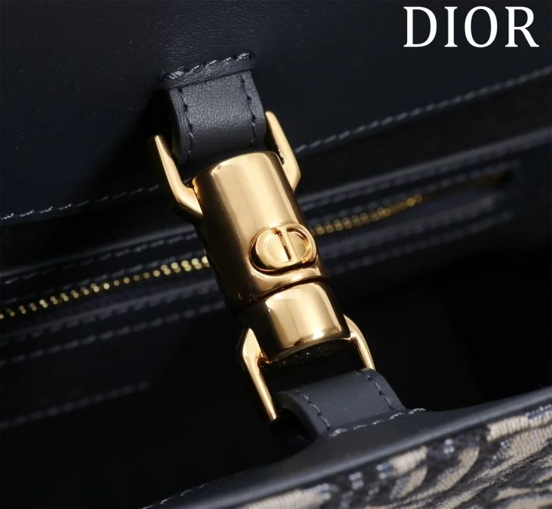 FreshLook Christian Dior Shopping Bags 47028
