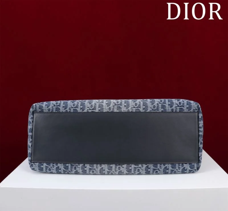 FlexibleFit Christian Dior Shopping Bags 47044