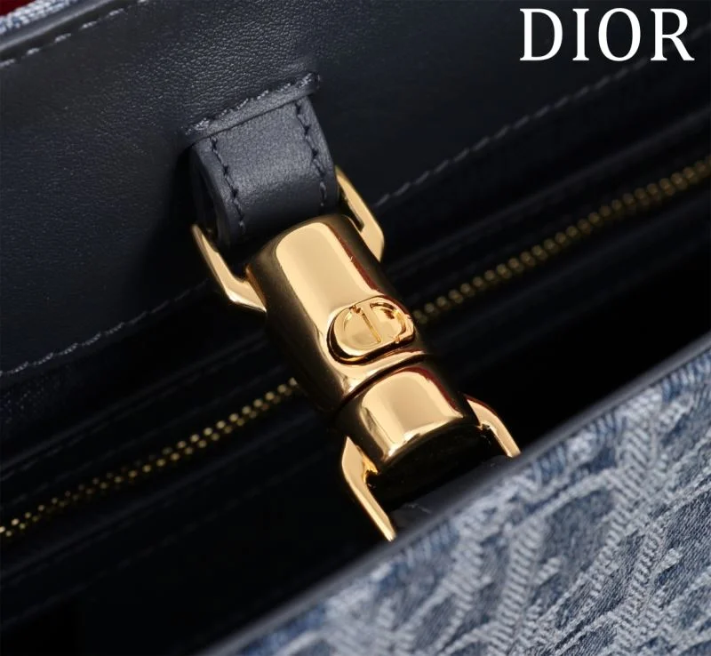 FlexibleFit Christian Dior Shopping Bags 47044