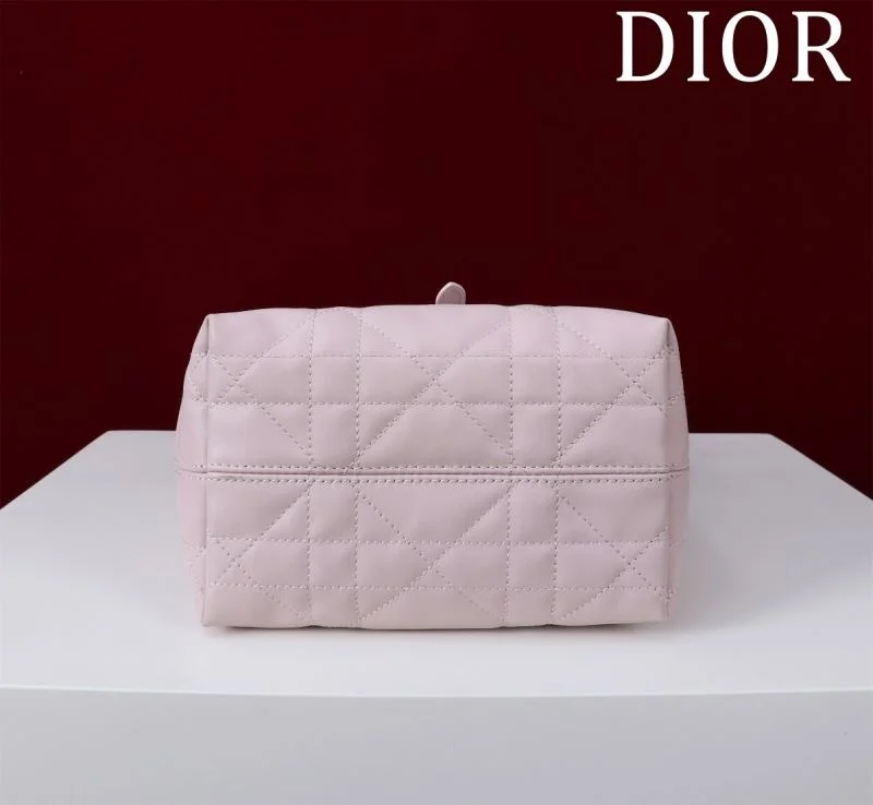 ModernLook Christian Dior Shopping Bags 47029