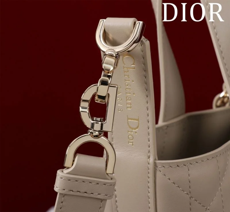 Cozy Christian Dior Shopping Bags 47030