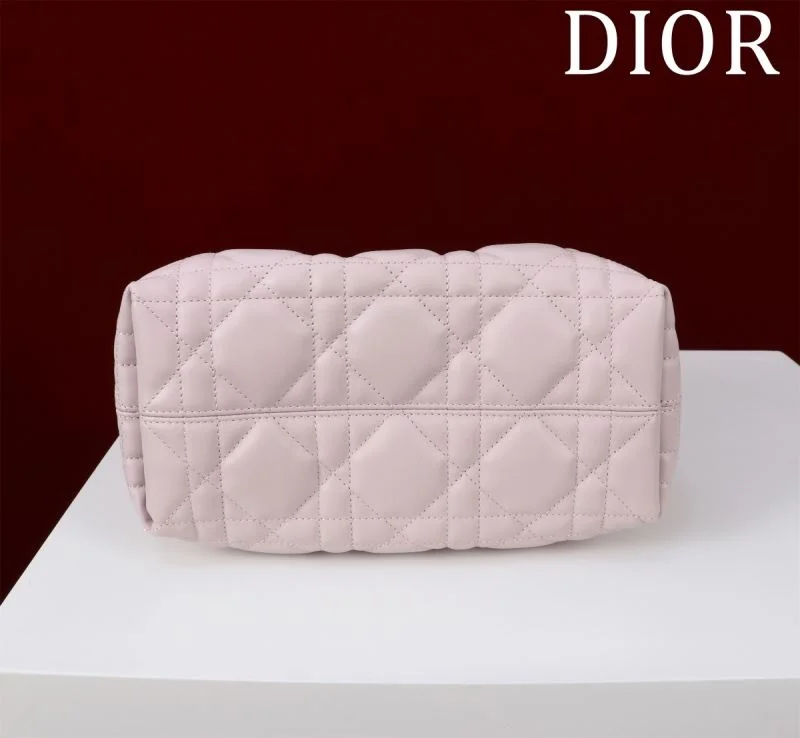 Christian Dior Shopping Bags Vibrant 47009
