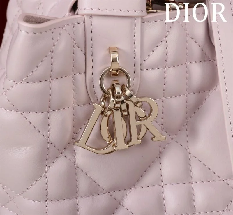 Christian Dior Shopping Bags Vibrant 47009