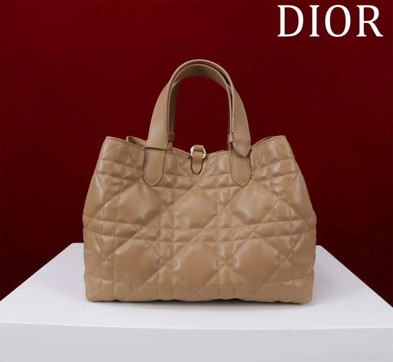 Stretchable Christian Dior Shopping Bags 47012