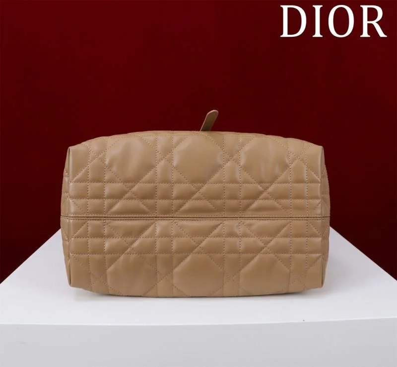 Stretchable Christian Dior Shopping Bags 47012