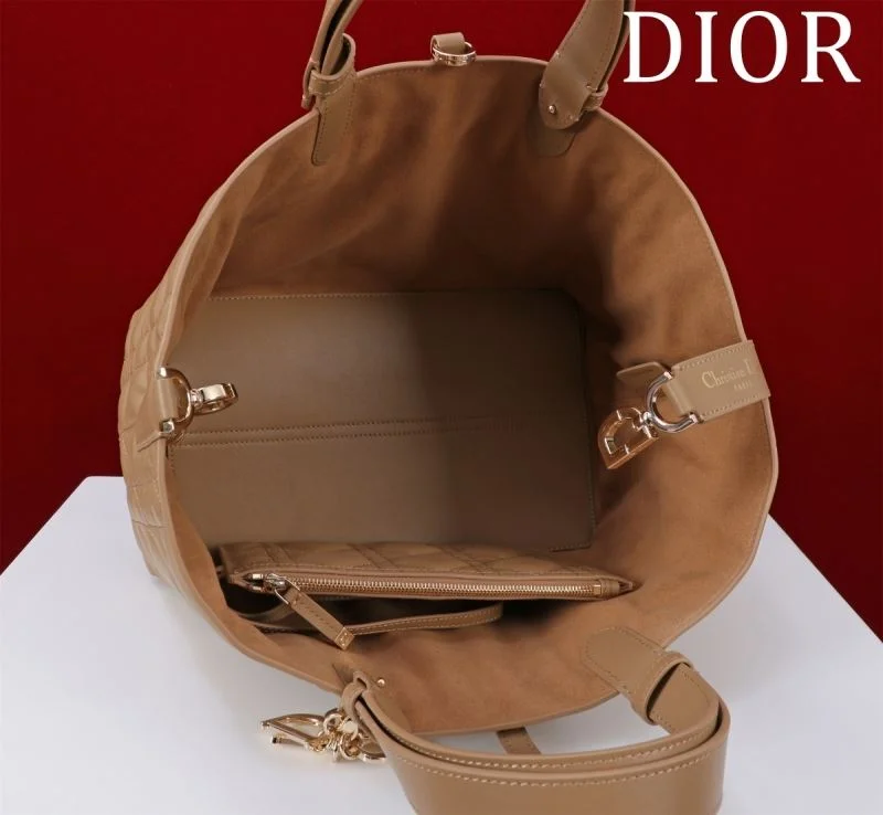 Stretchable Christian Dior Shopping Bags 47012