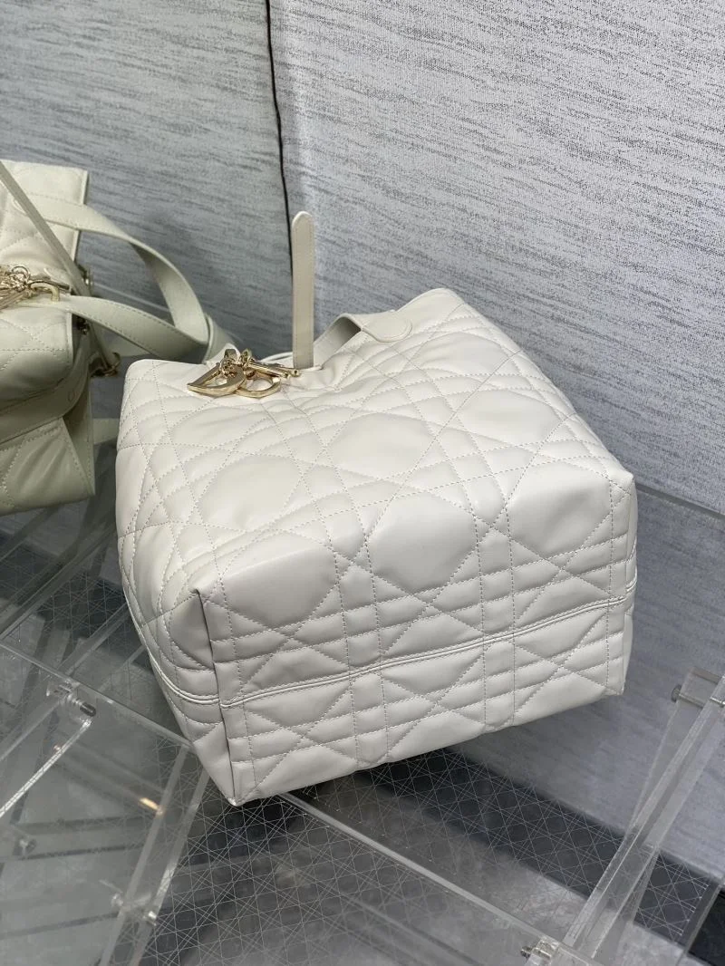 Christian Dior Shopping Bags Sophisticated 46988