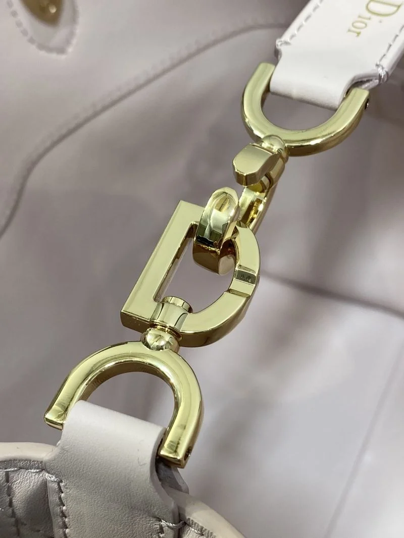 UrbanStyle Christian Dior Shopping Bags 46987