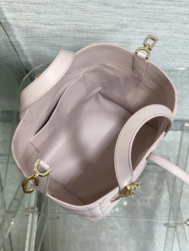 UrbanStyle Christian Dior Shopping Bags 46987