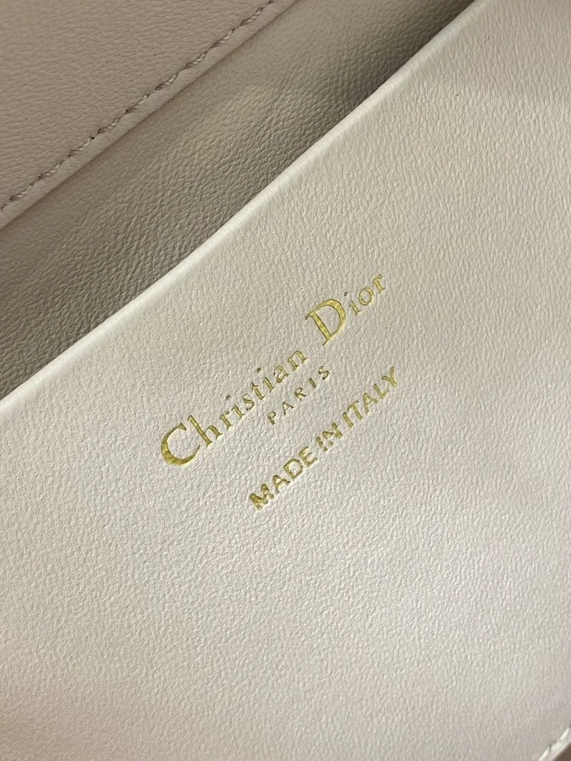 UrbanStyle Christian Dior Shopping Bags 46987
