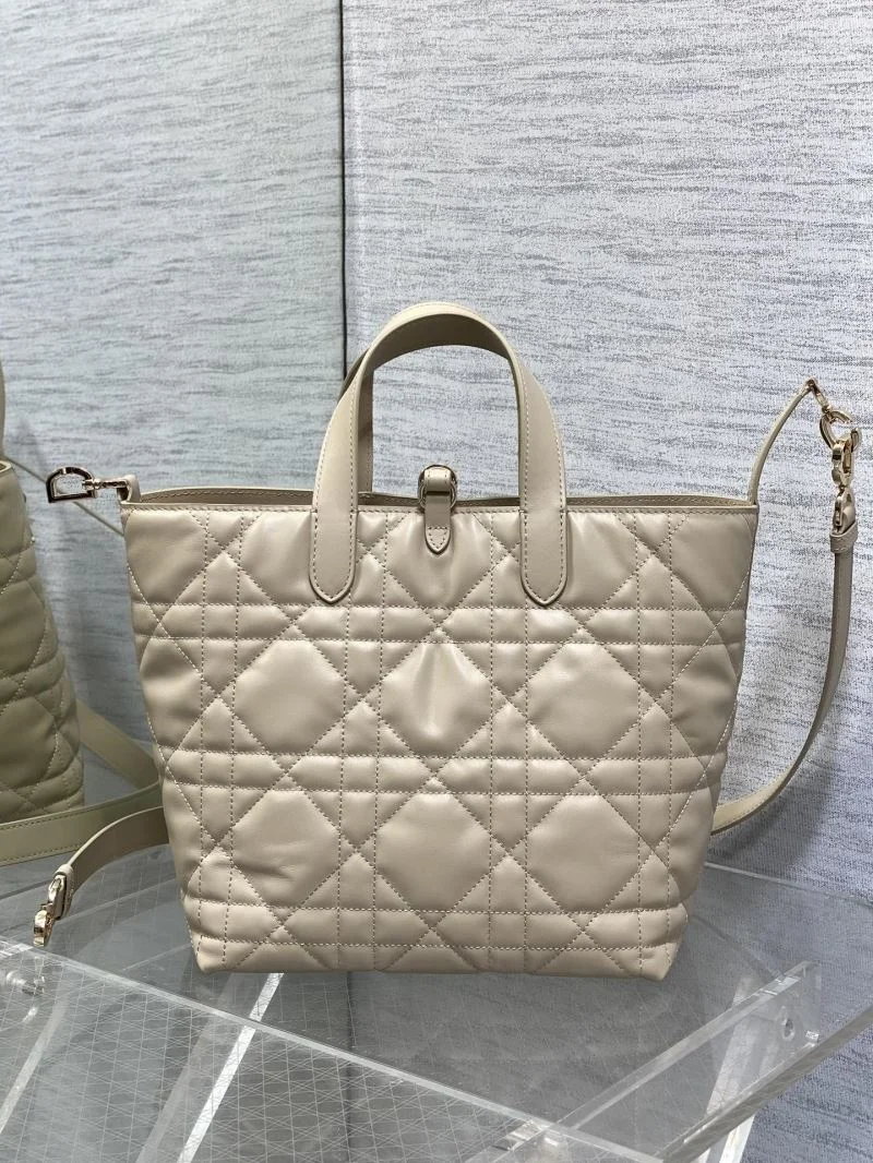 Christian Dior Shopping Bags Neat 46984