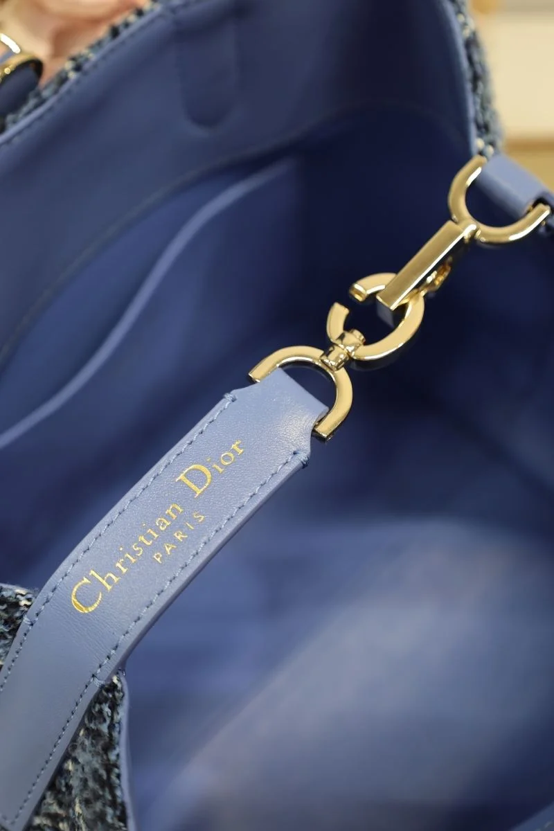 Fashionable Christian Dior Shopping Bags 46977