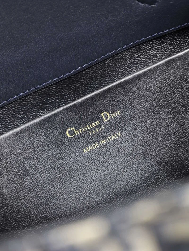 UrbanStyle Christian Dior Shopping Bags 46976
