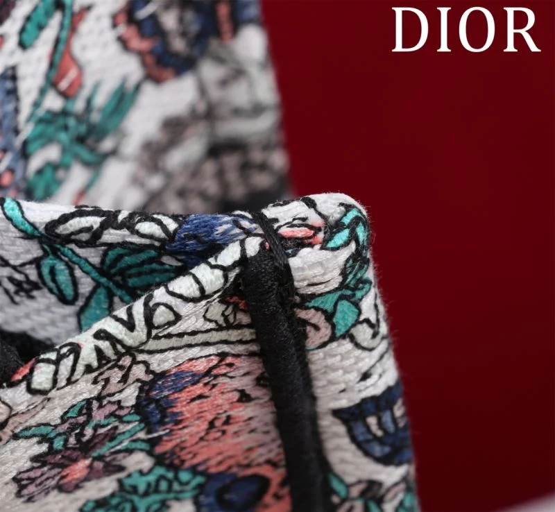 ComfortFit Christian Dior Shopping Bags 46982