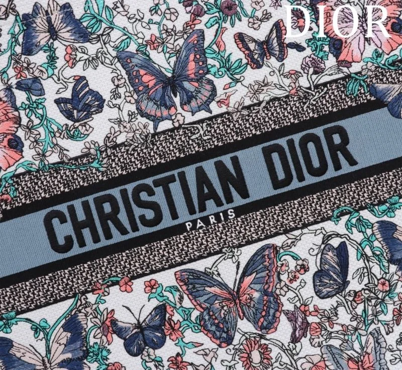 Vibrant Christian Dior Shopping Bags 46979