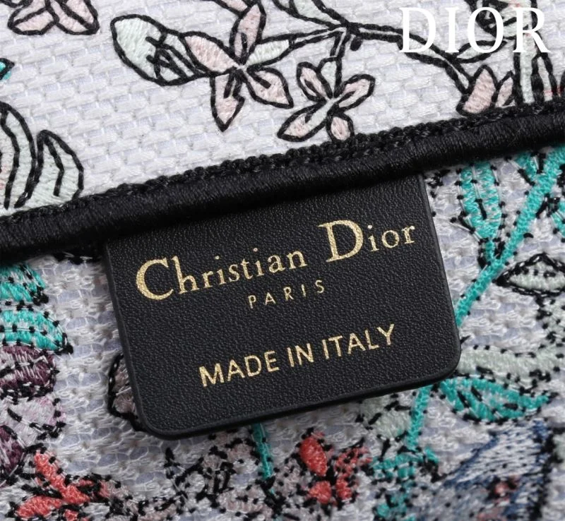 Vibrant Christian Dior Shopping Bags 46979