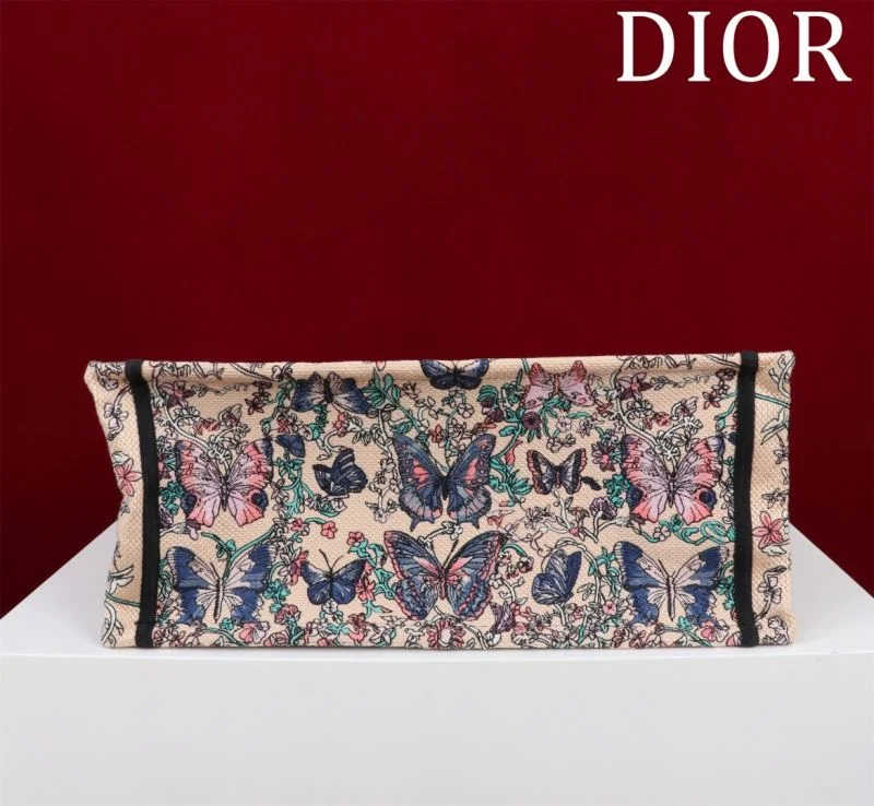 Vibrant Christian Dior Shopping Bags 46998