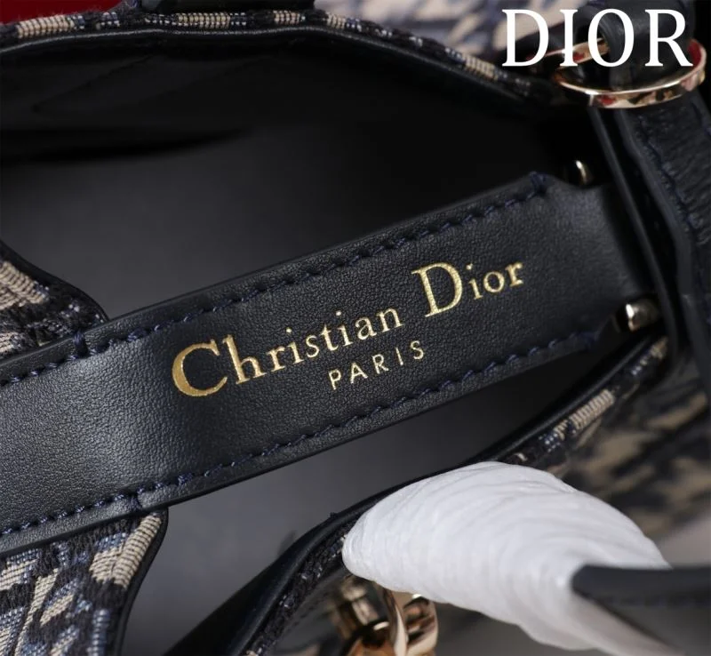 Christian Dior Shopping Bags Modern 46968