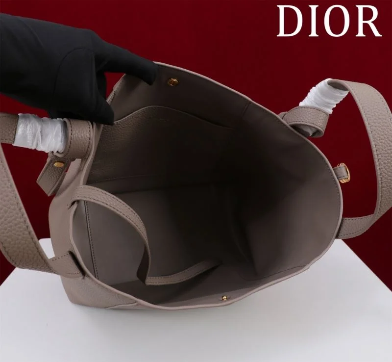 Elegant Christian Dior Shopping Bags 46983