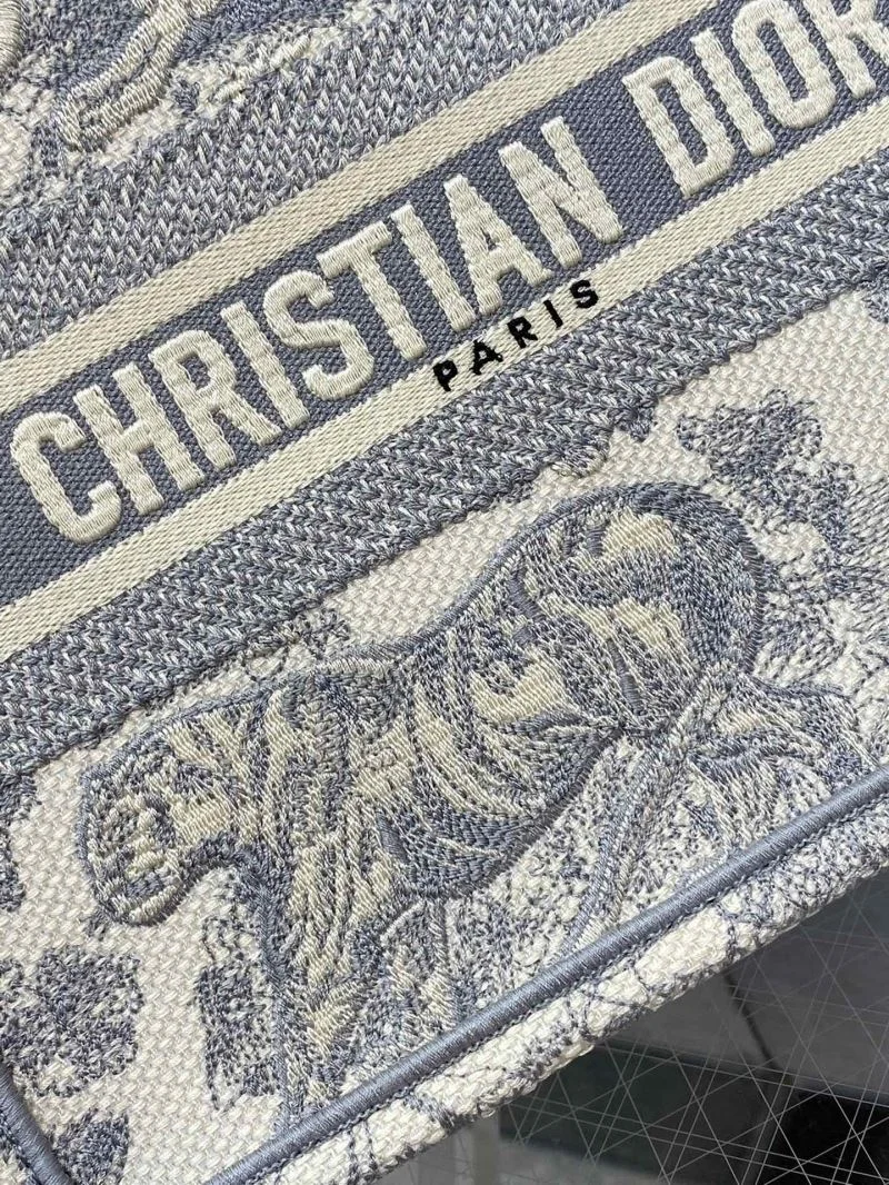 Christian Dior Shopping Bags Versatile 46909