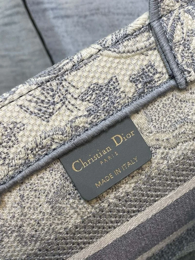 Christian Dior Shopping Bags Versatile 46909