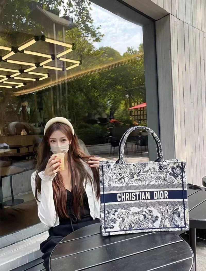 Christian Dior Shopping Bags Durable 46915