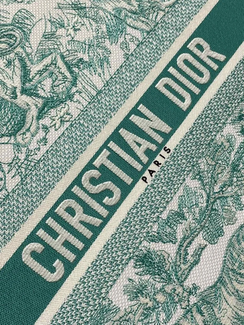 Seasonal Christian Dior Shopping Bags 46933