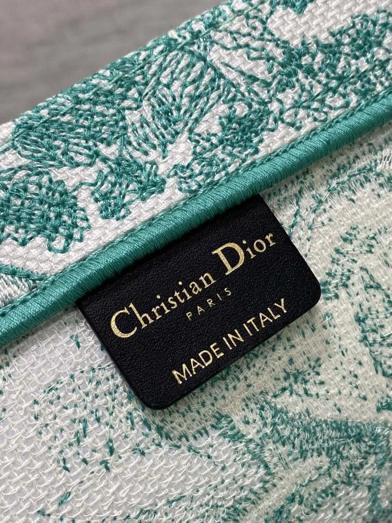 Seasonal Christian Dior Shopping Bags 46933