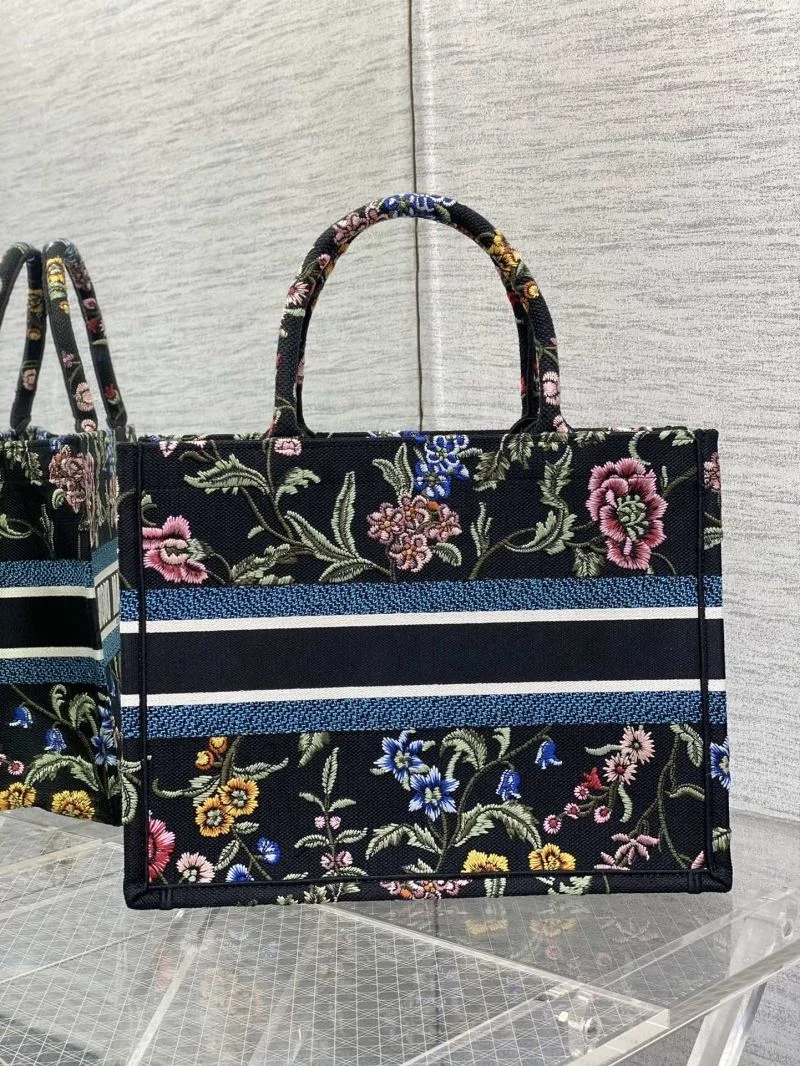 Contemporary Christian Dior Shopping Bags 46904
