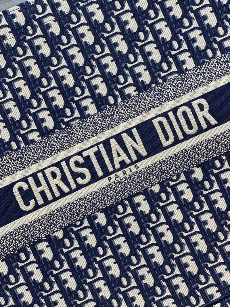 Tailored Christian Dior Shopping Bags 46896