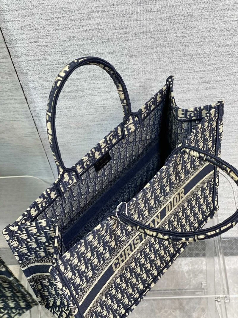 Tailored Christian Dior Shopping Bags 46896