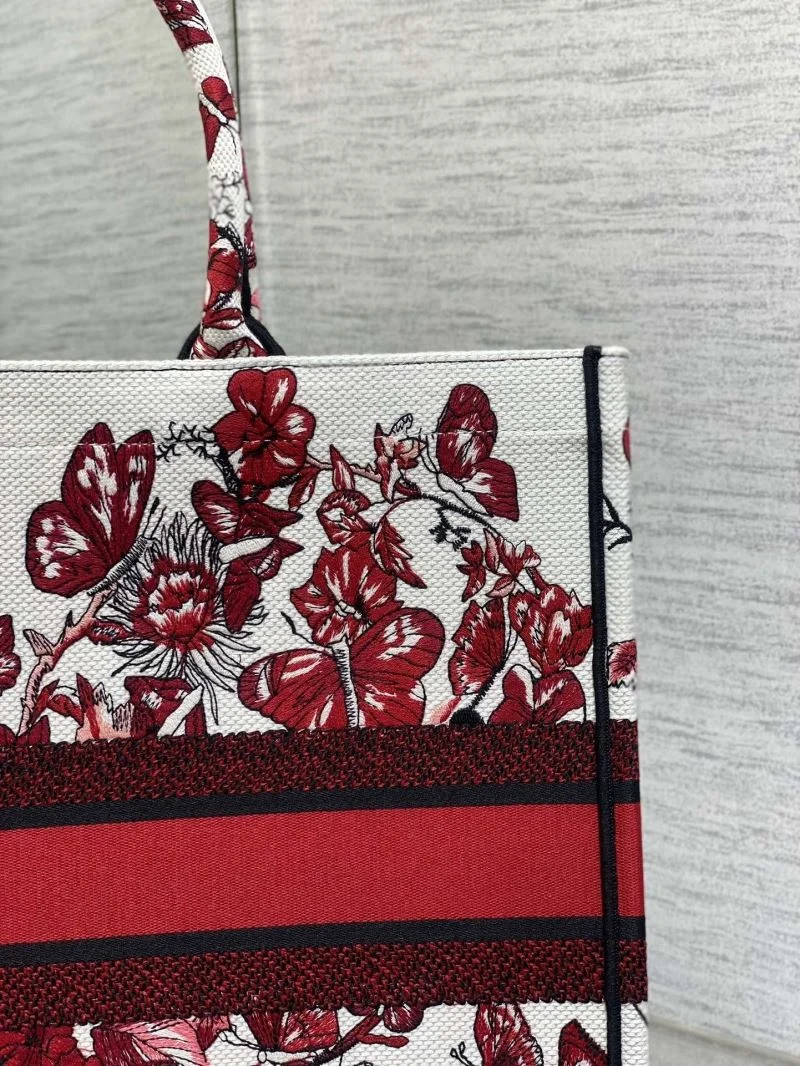Supportive Christian Dior Shopping Bags 46888