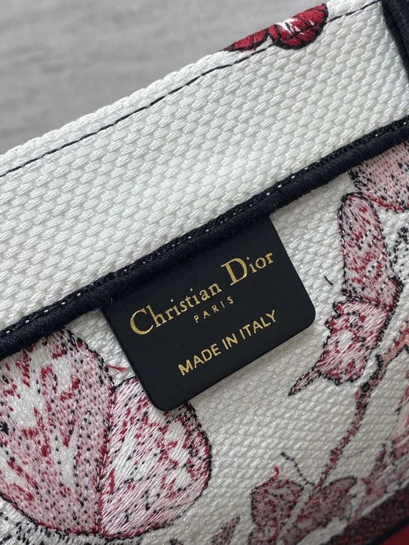 Supportive Christian Dior Shopping Bags 46888