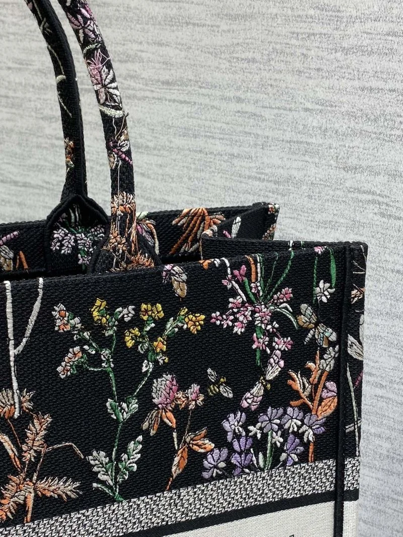 Christian Dior Shopping Bags Functional 46889