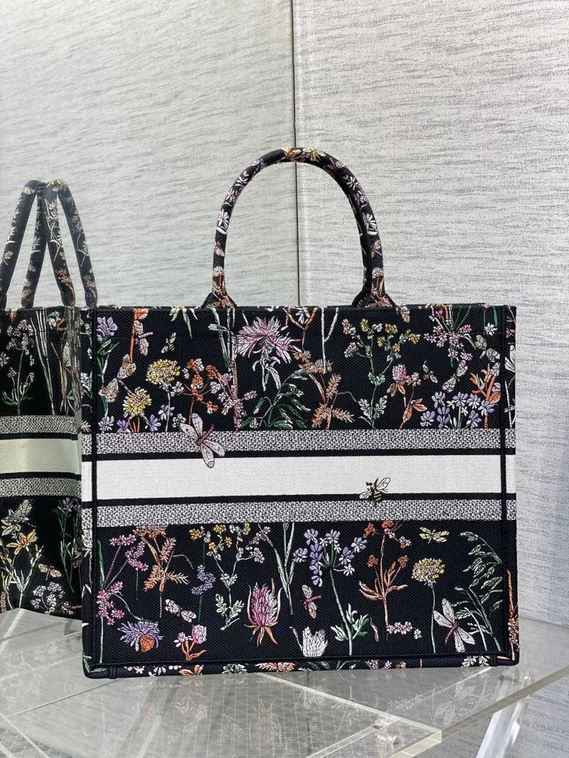 Christian Dior Shopping Bags Functional 46889