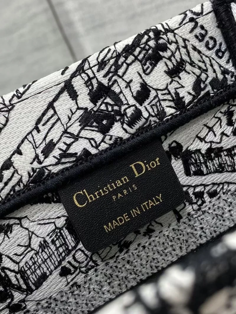 Christian Dior Shopping Bags QuickDry 46886