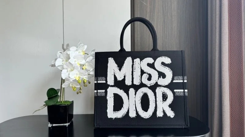 WaterResistant Christian Dior Shopping Bags 46874