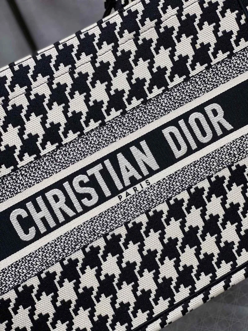 MoistureWicking Christian Dior Shopping Bags 46849