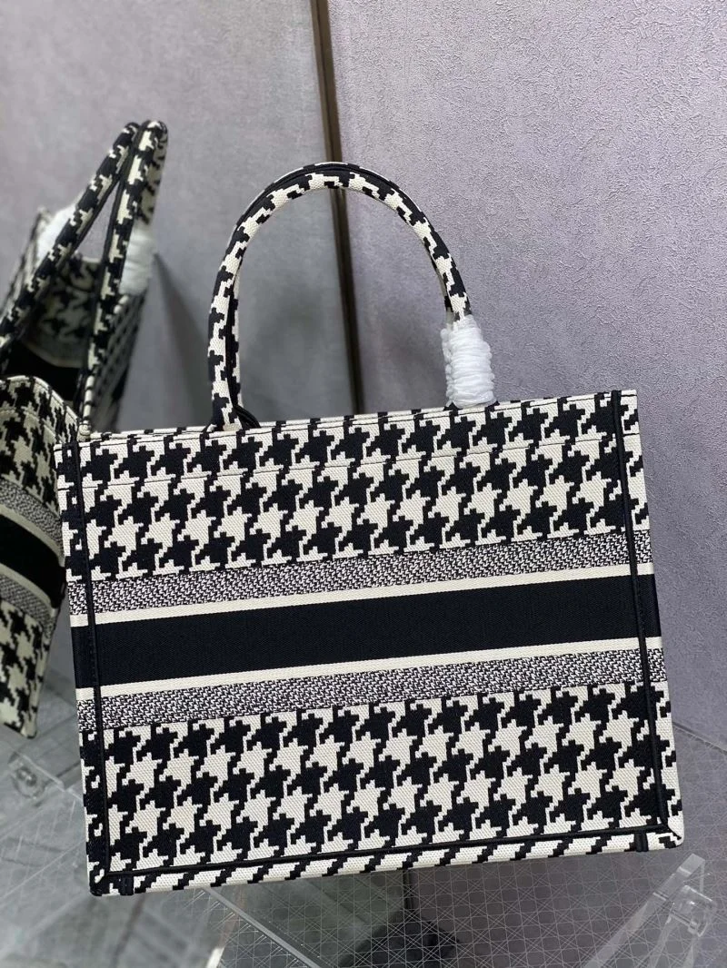 MoistureWicking Christian Dior Shopping Bags 46849
