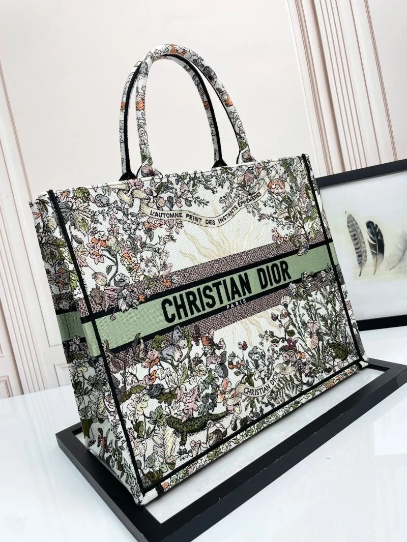 Casual Christian Dior Shopping Bags 46841
