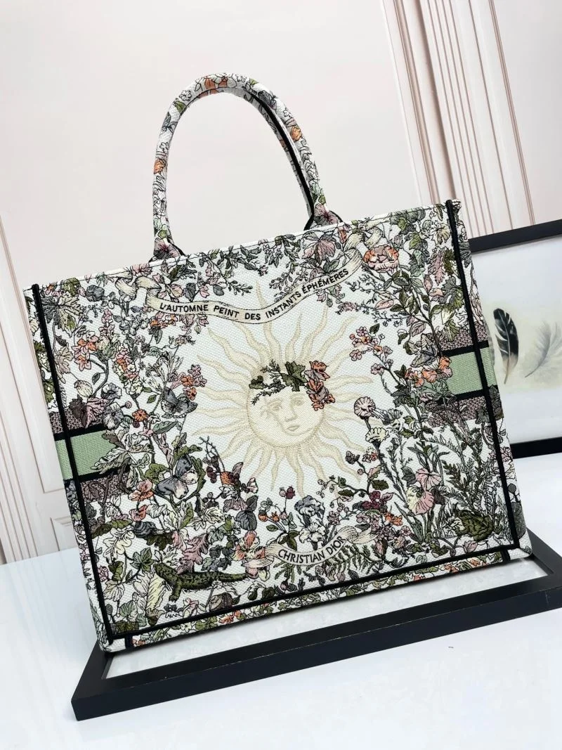 Casual Christian Dior Shopping Bags 46841