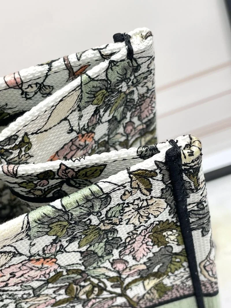 Casual Christian Dior Shopping Bags 46841