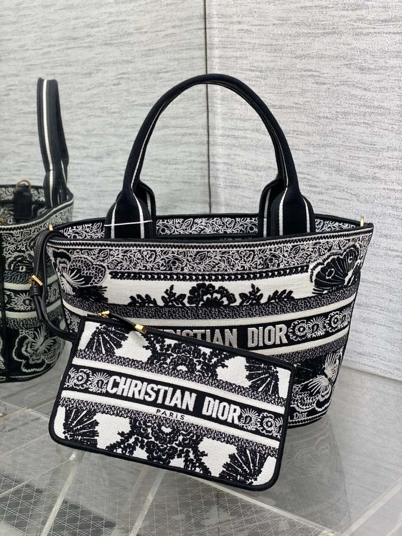 Sporty Christian Dior Shopping Bags 46838