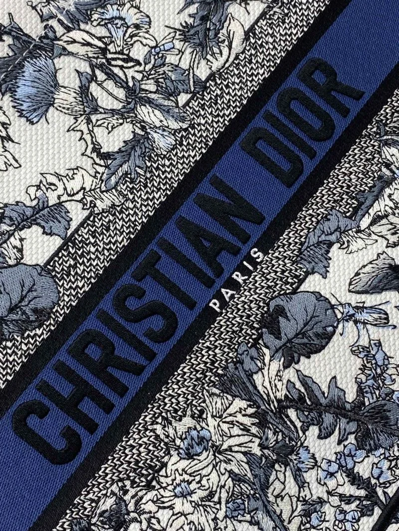 Christian Dior Shopping Bags WellDesigned 46881