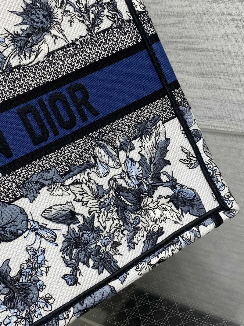 Christian Dior Shopping Bags WellDesigned 46881