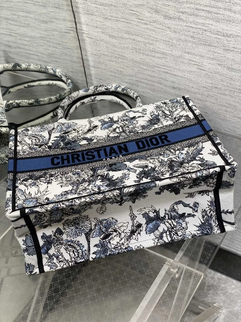 Christian Dior Shopping Bags WellDesigned 46881
