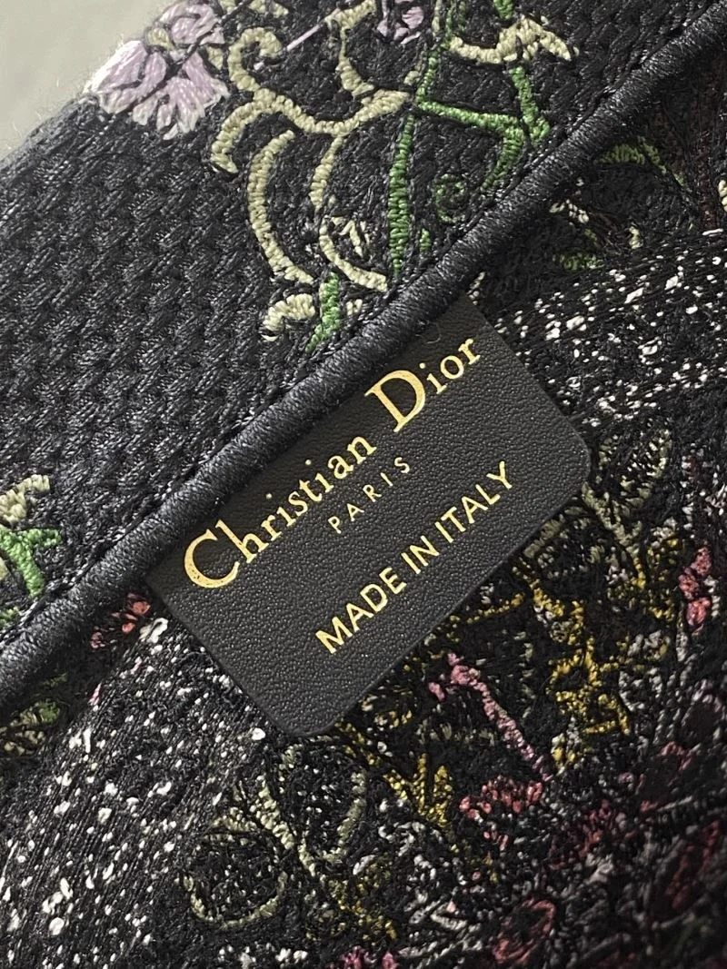RelaxedFit Christian Dior Shopping Bags 46833