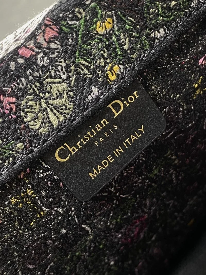 SportInspired Christian Dior Shopping Bags 46868